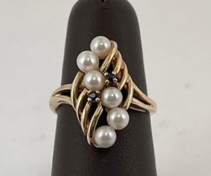 Pearl & Sapphire Ring